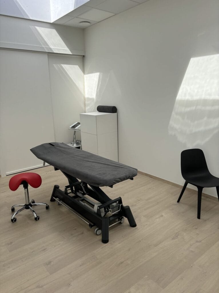 Zaal behandelingen Profit-Kinesitherapie (1)